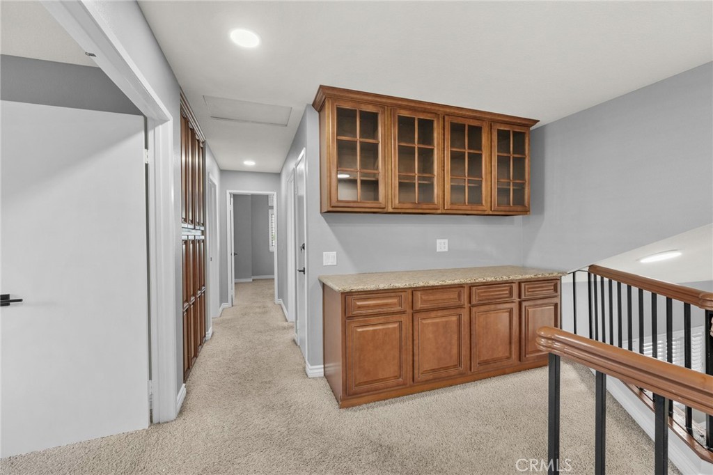 2110 S Glenwood Property Photo 17