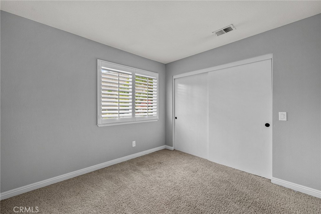 2110 S Glenwood Property Photo 23