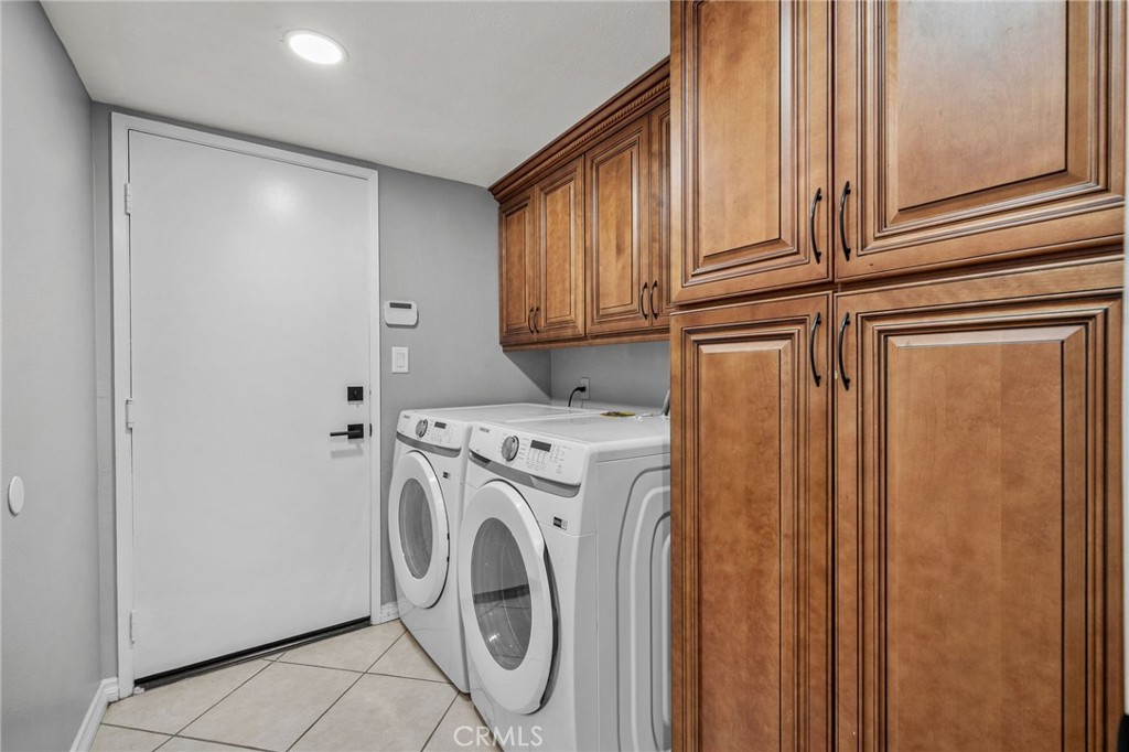 2110 S Glenwood Property Photo 29