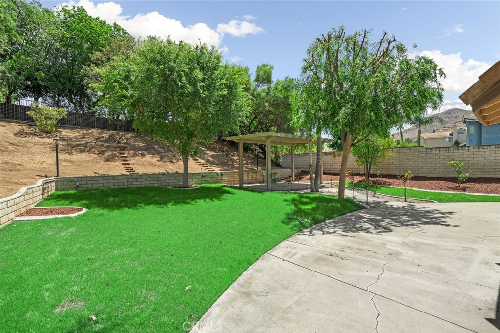 2110 S Glenwood Property Photo 31