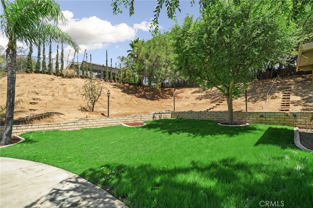 2110 S Glenwood Property Photo 34