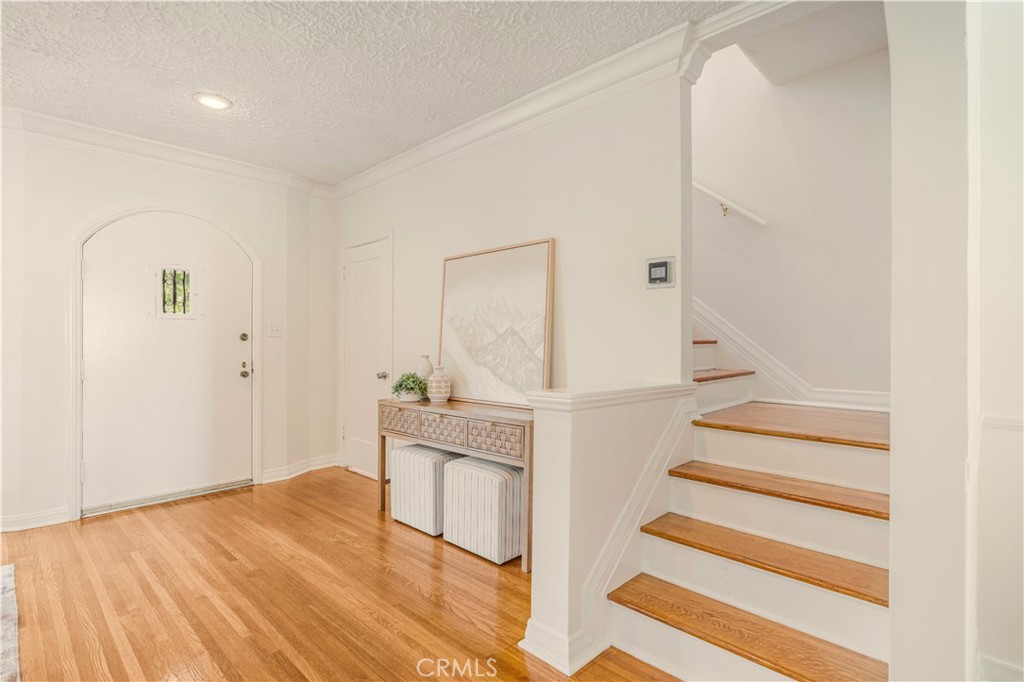 2024 Amherst Drive Property Photo 4