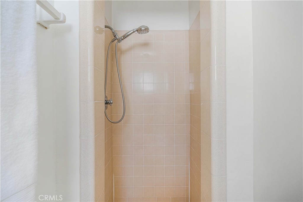 2024 Amherst Drive Property Photo 14