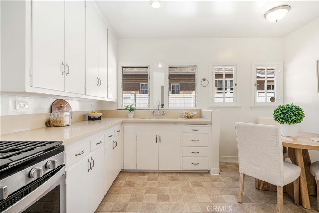 2024 Amherst Drive Property Photo 16