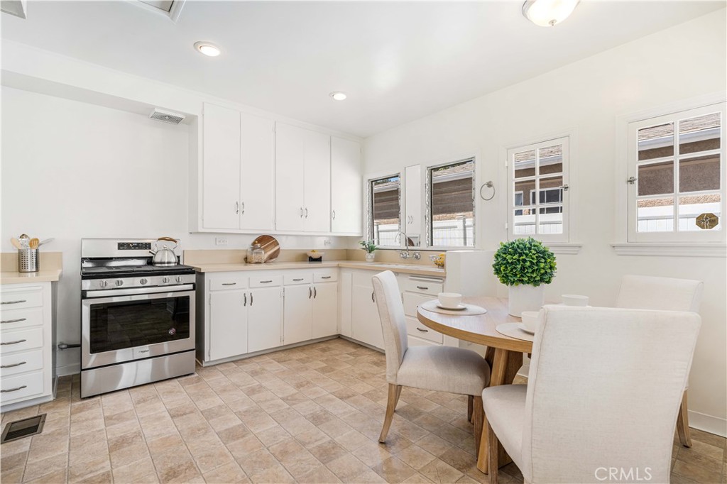 2024 Amherst Drive Property Photo 18