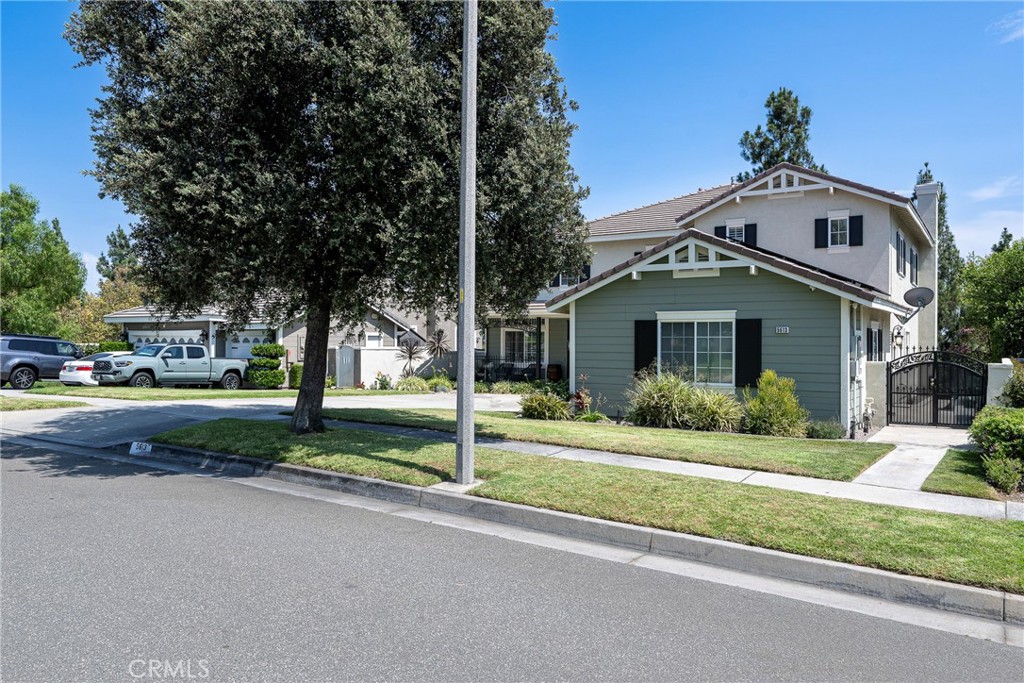 5613 Carmello Court Property Photo 4