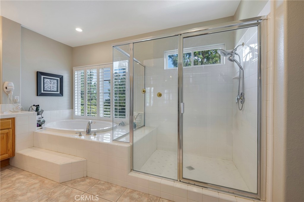 5613 Carmello Court Property Photo 36