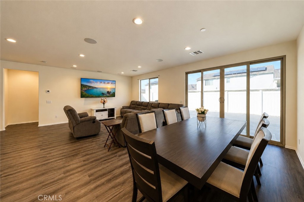 1529 Noblewood Drive Property Photo 8