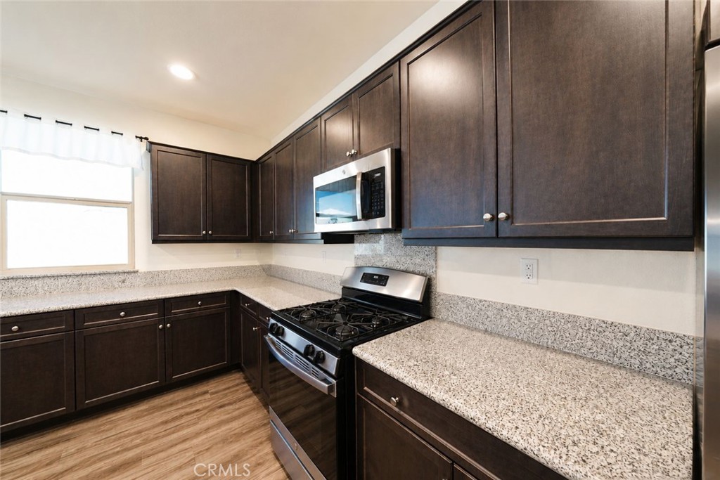 1529 Noblewood Drive Property Photo 17