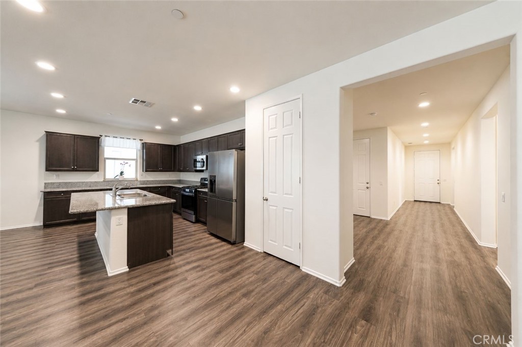 1529 Noblewood Drive Property Photo 19