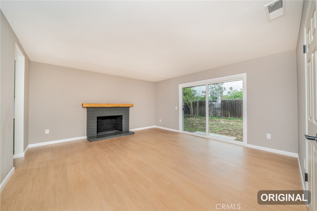 4865 Emerson Street Property Photo 6