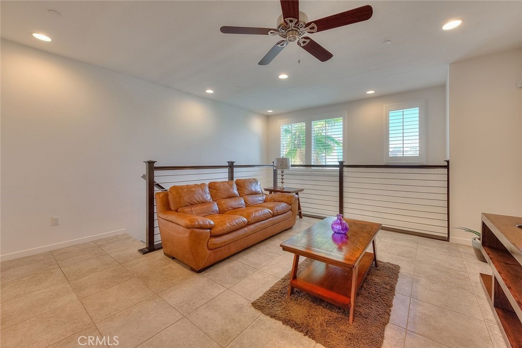 8872 Maple C Property Photo 5