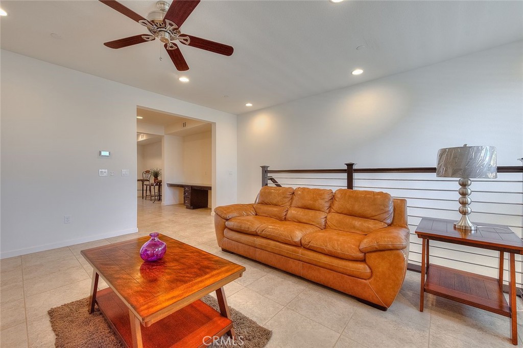 8872 Maple C Property Photo 8