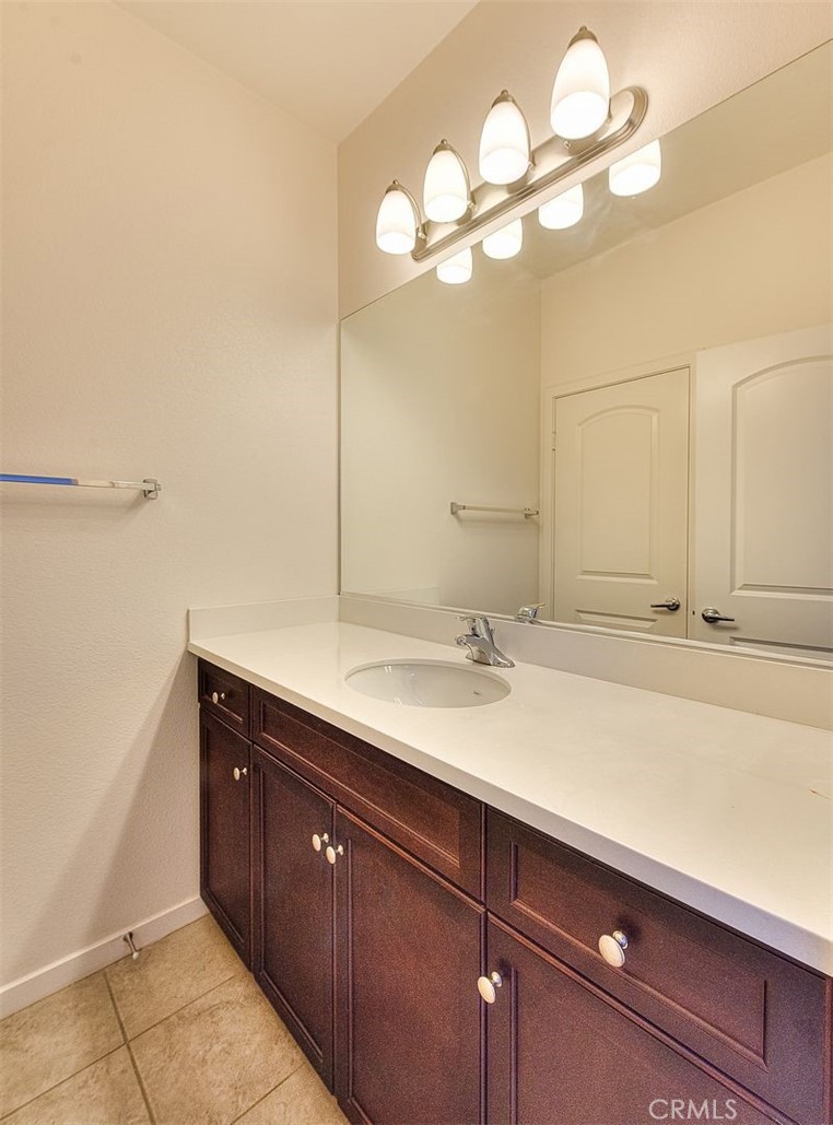 8872 Maple C Property Photo 28
