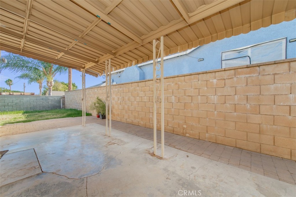 10219 Effen Street Property Photo 24