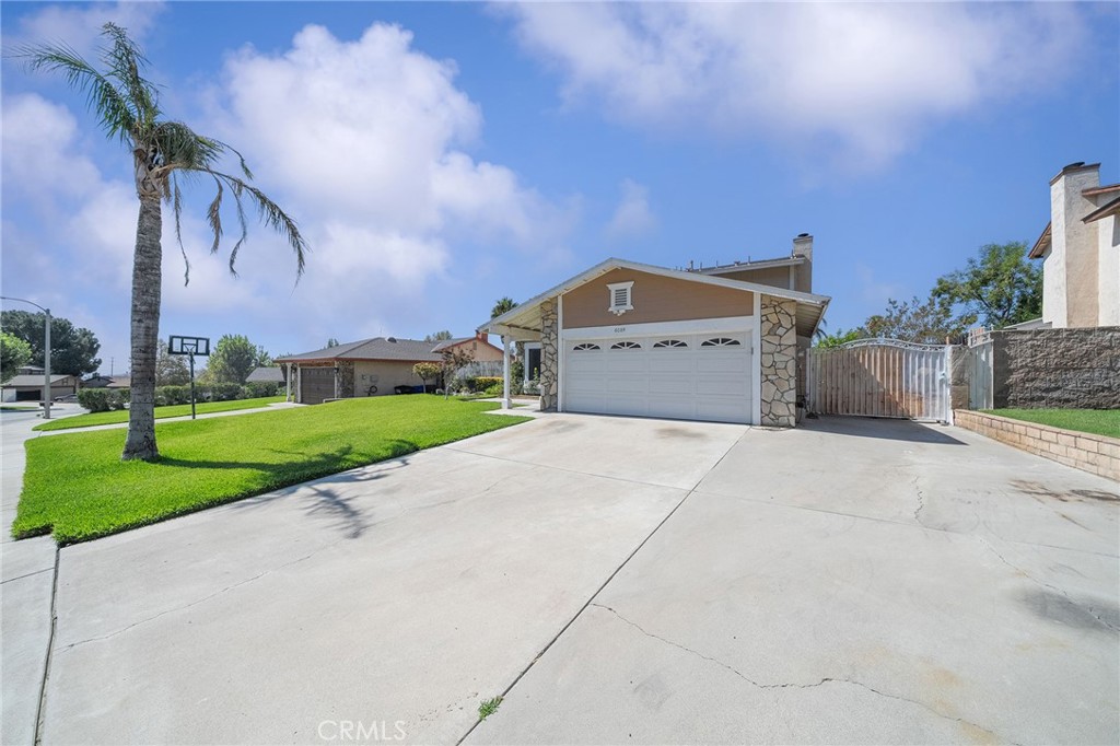 6084 Shepherd Property Photo 2