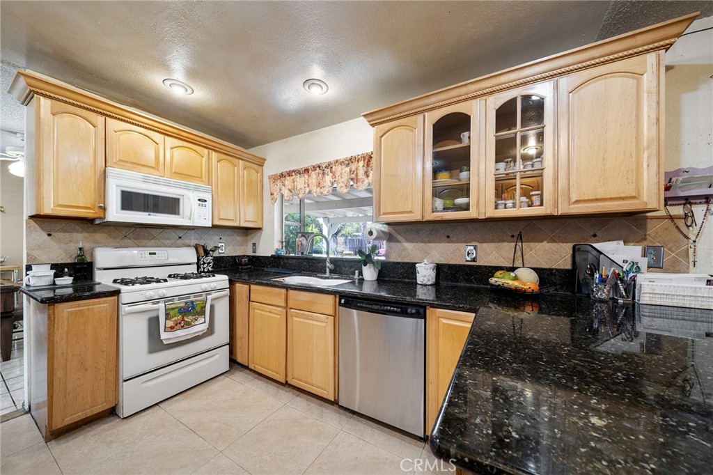 6084 Shepherd Property Photo 9