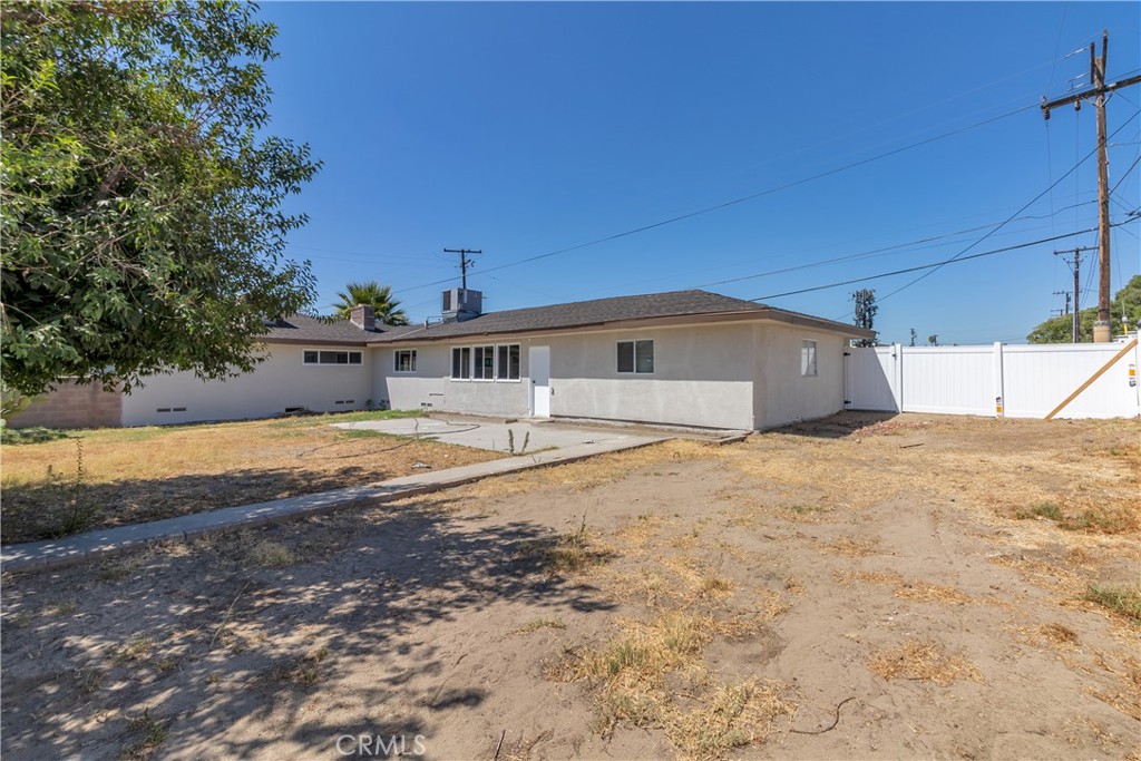310 E Mariposa Property Photo 16
