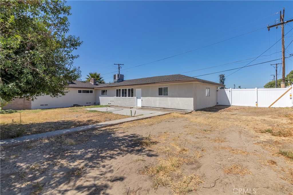 310 E Mariposa Property Photo 16