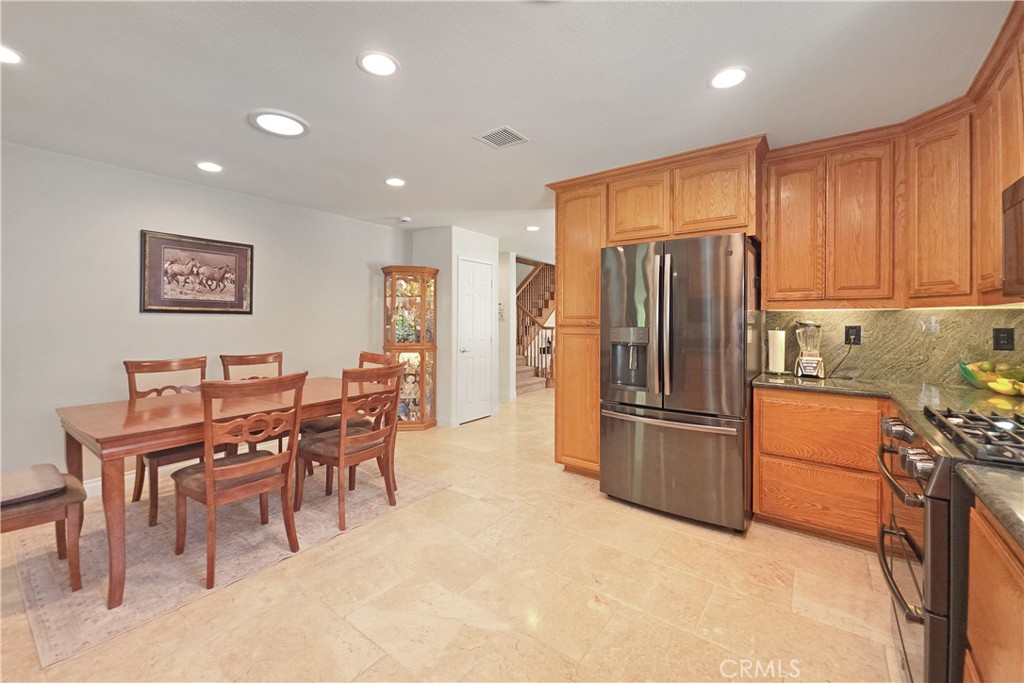 15597 Rolling Ridge Property Photo 12