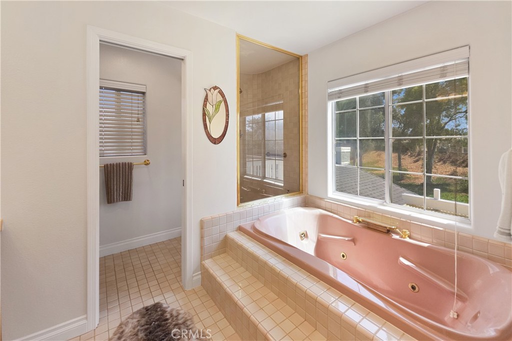 15597 Rolling Ridge Property Photo 22