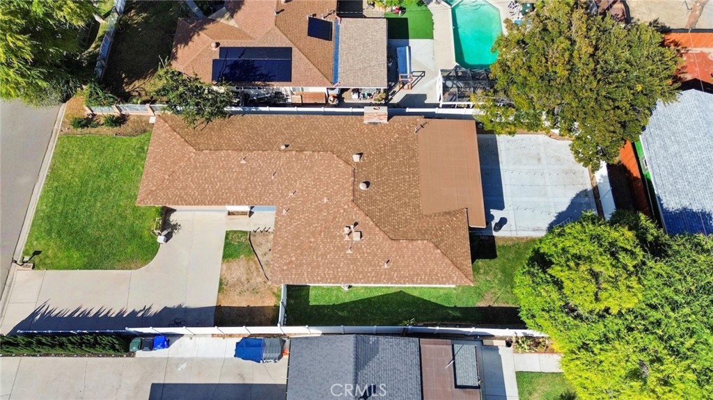 3025 N Alameda Property Photo 4