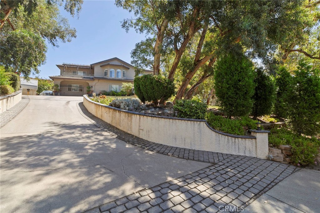 10174 Sun Valley Property Photo 3