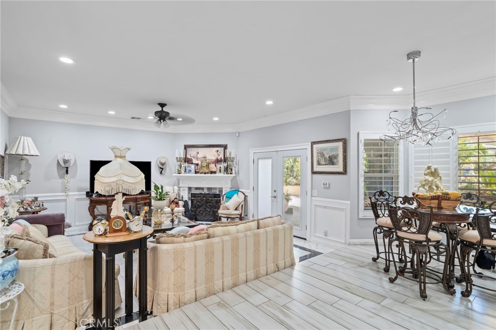 10174 Sun Valley Property Photo 6