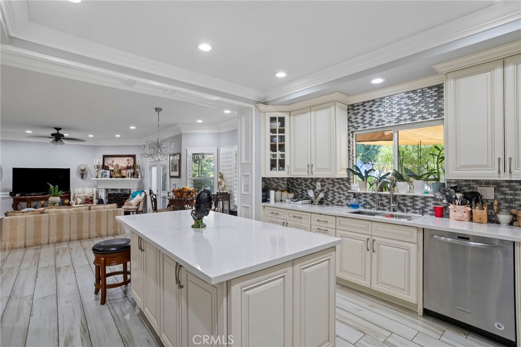 10174 Sun Valley Property Photo 13
