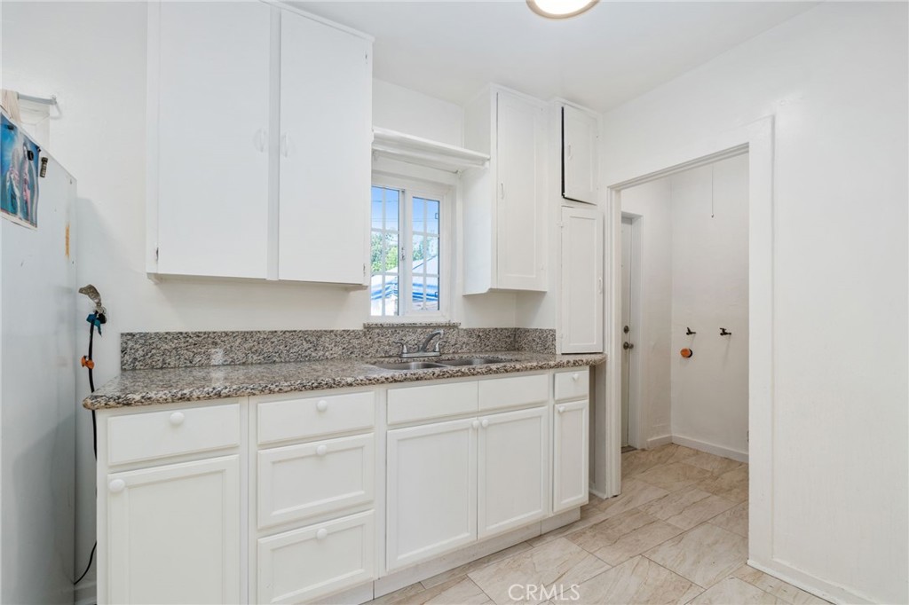 135 E 77th Street Property Photo 11