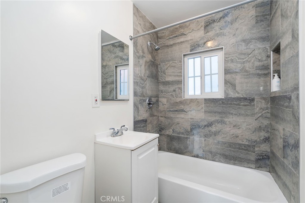 135 E 77th Street Property Photo 16