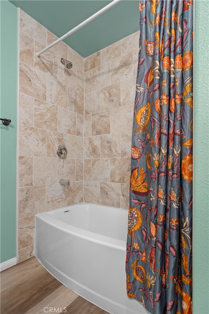 969 Hemlock Property Photo 22