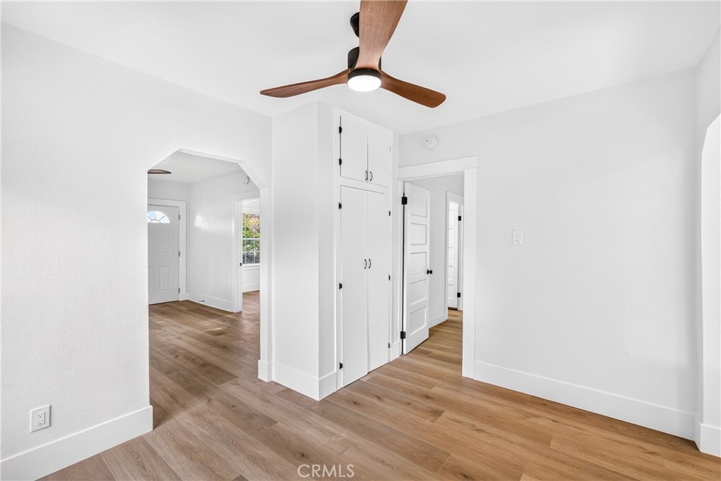 921 W Grand Property Photo 17
