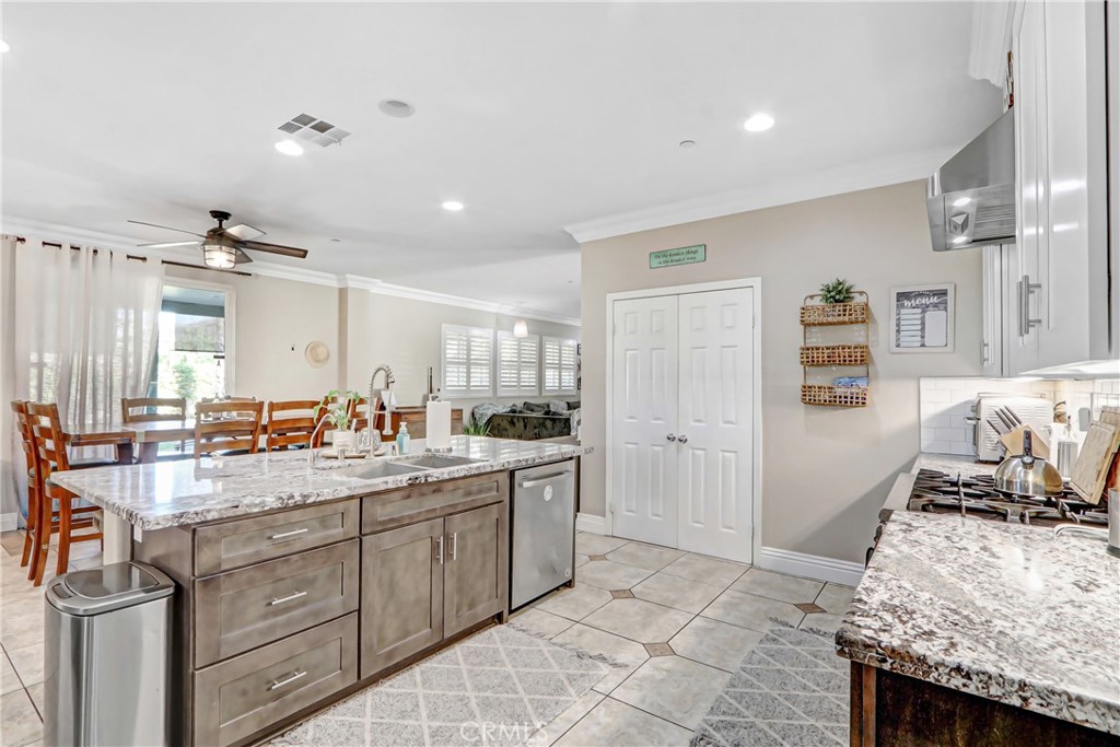 6926 Jasmine Court Property Photo 16