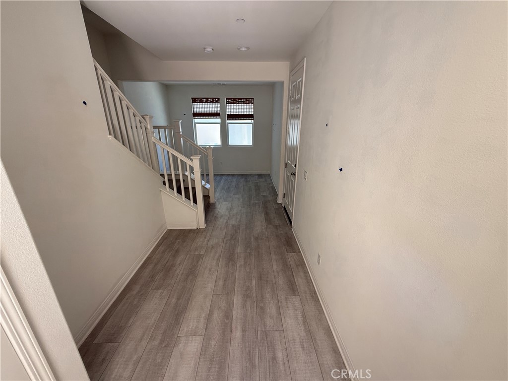 27418 Pioneer Court Property Photo 2