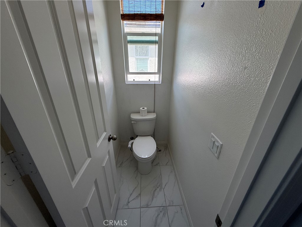 27418 Pioneer Court Property Photo 5