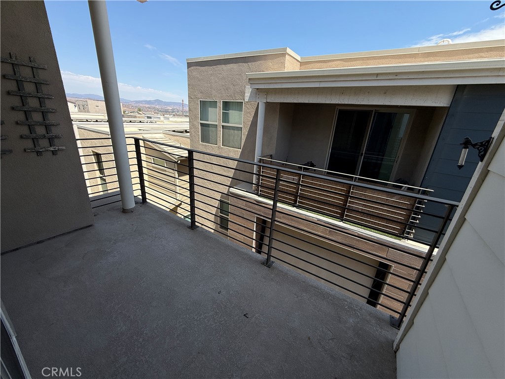 27418 Pioneer Court Property Photo 9