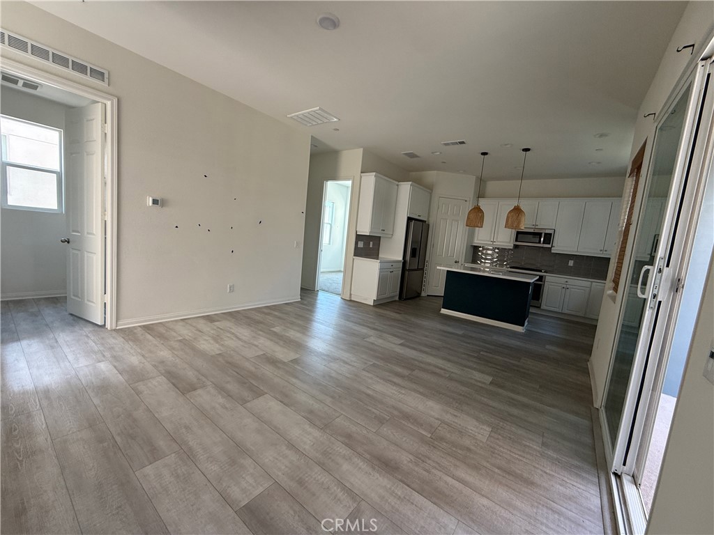 27418 Pioneer Court Property Photo 29