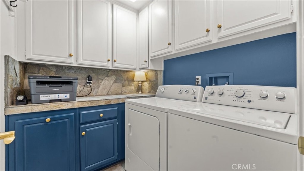 2184 Eiffel Circle Property Photo 49