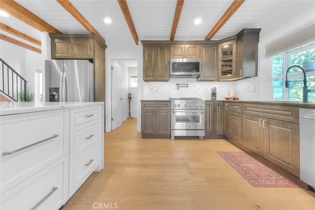 27684 St Bernard Property Photo 17