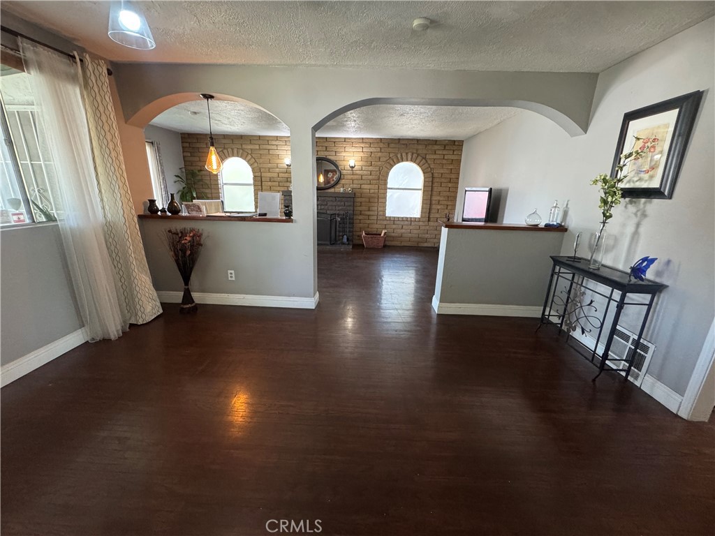 3280 Genevieve Property Photo 16