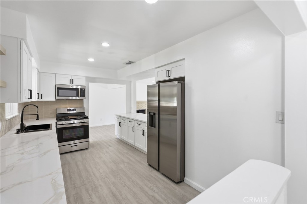 371 E Mariposa Drive Property Photo 11