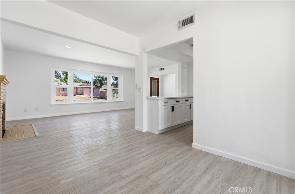 371 E Mariposa Drive Property Photo 14