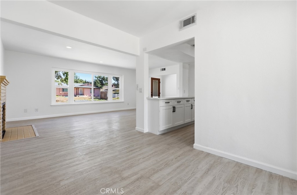 371 E Mariposa Drive Property Photo 14