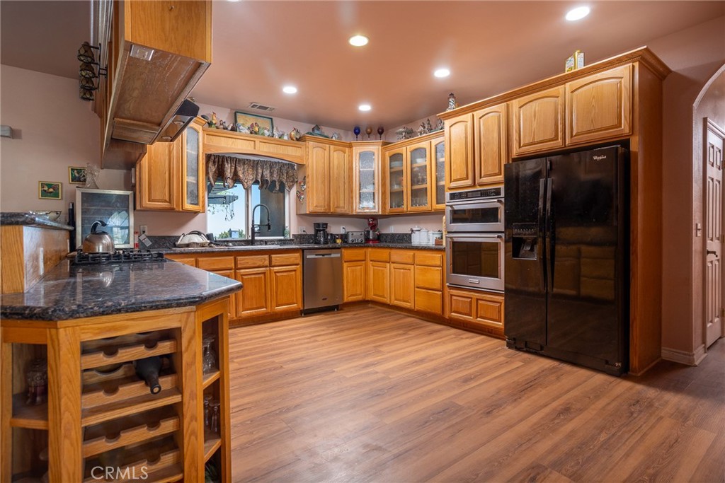 1220 Smoke Tree Property Photo 11