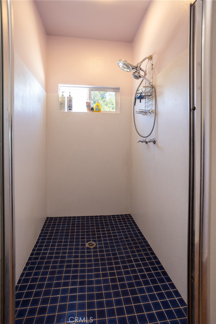 1220 Smoke Tree Property Photo 17