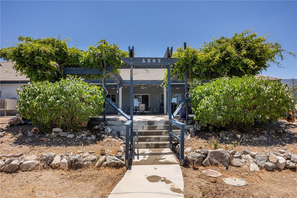 1220 Smoke Tree Property Photo 29