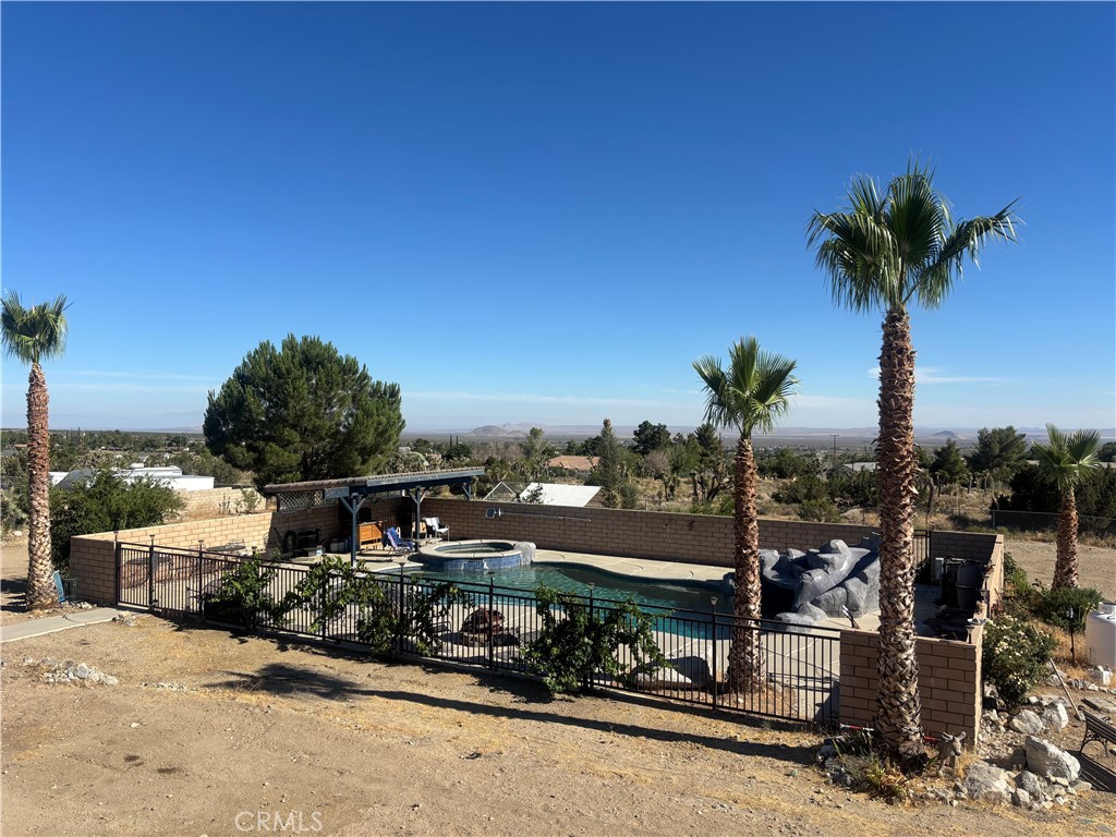 1220 Smoke Tree Property Photo 45