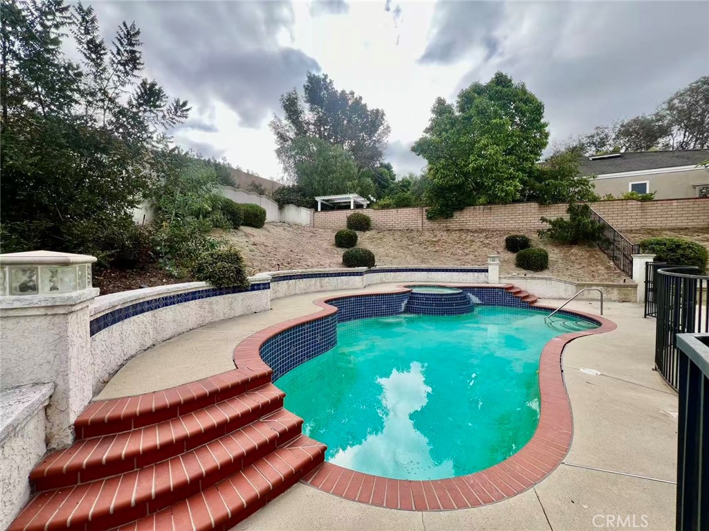 21747 Buckskin Property Photo 7