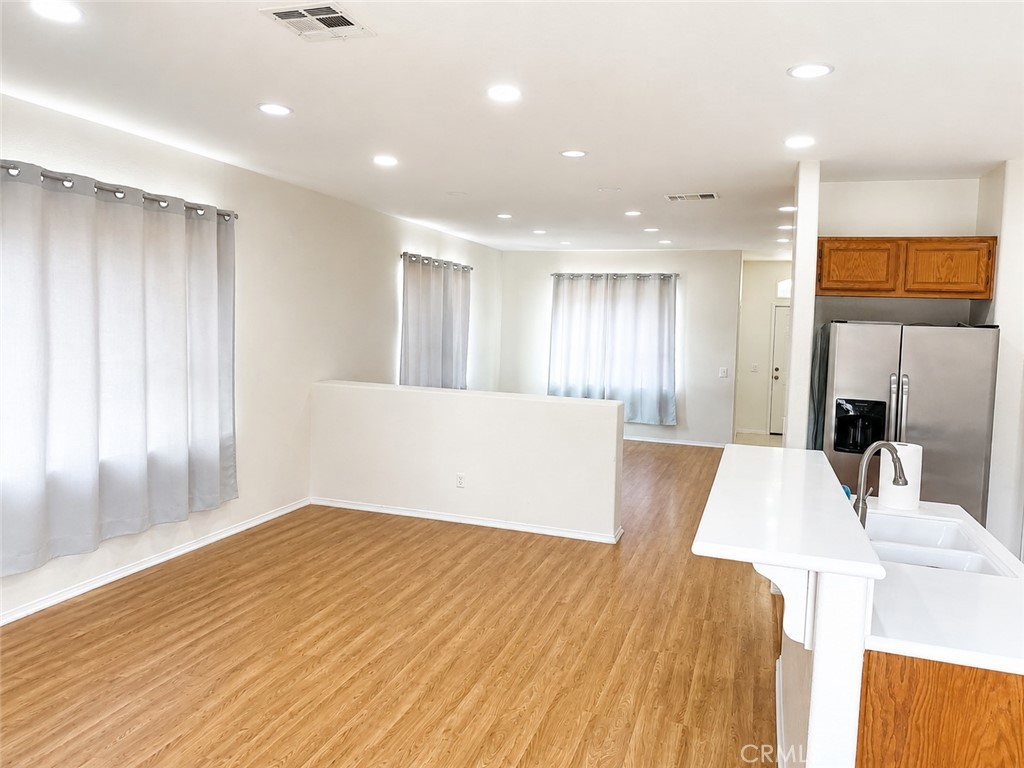 13900 Nelliebell Property Photo 5